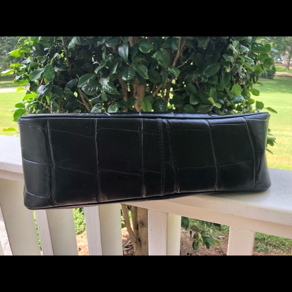 Dooney & Bourke “Large Hobo” Purse/Handbag - Picture 5 of 8